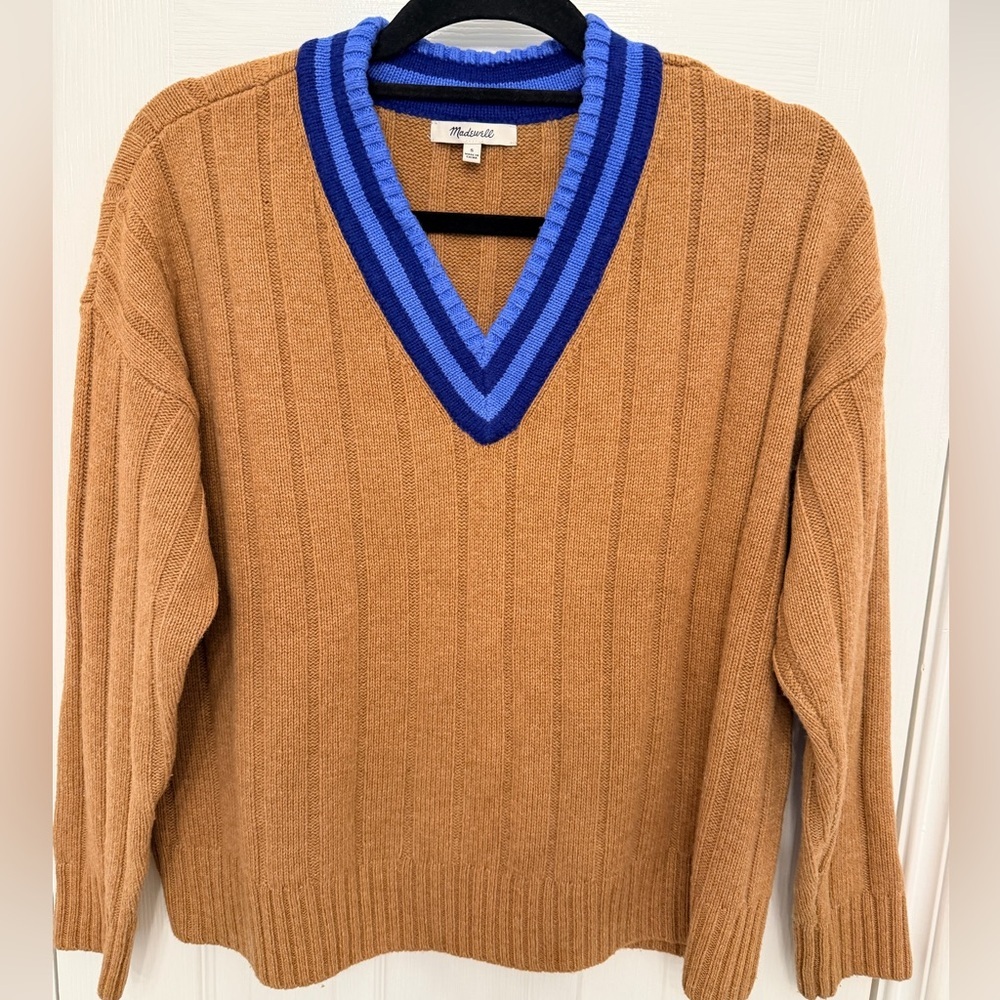 Madewell Camel Tan Ribbed V Neck Sweater Blue Stripe Trim Varsity Size S
